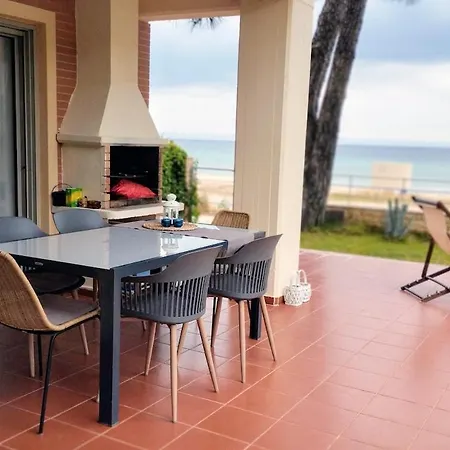 Greece By The Sea - First Maisonette Prázdninový dům *